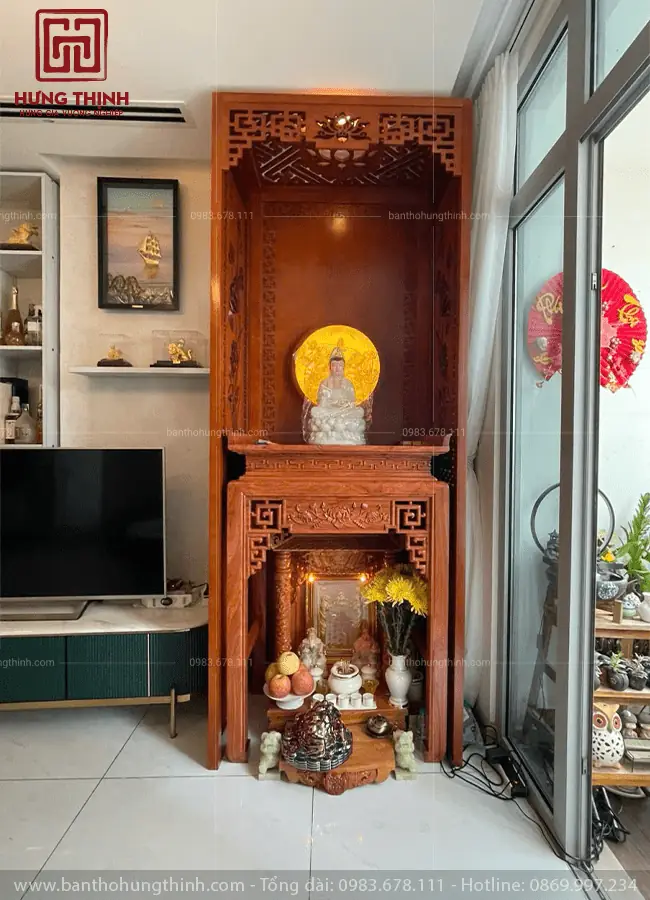 Bàn thờ hướng ra cửa sổ: Đại kỵ phong thủy cần tránh