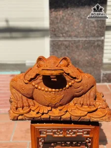 Nguồn Gốc và Ý Nghĩa Cóc Ba Chân Phong Thủy