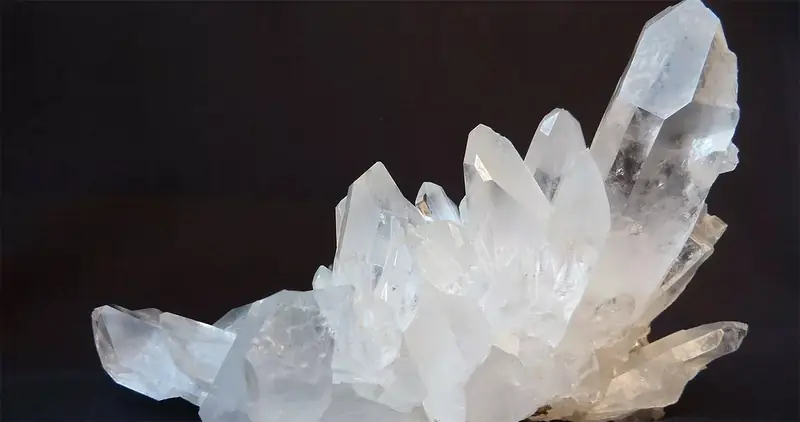 Công dụng và ý nghĩa đá thạch anh phong thủy